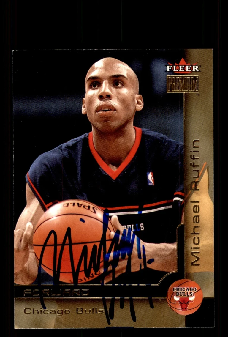 Signed Basketball Card Auto Michael Ruffin 2000-01 Fleer Premium #128 Bulls