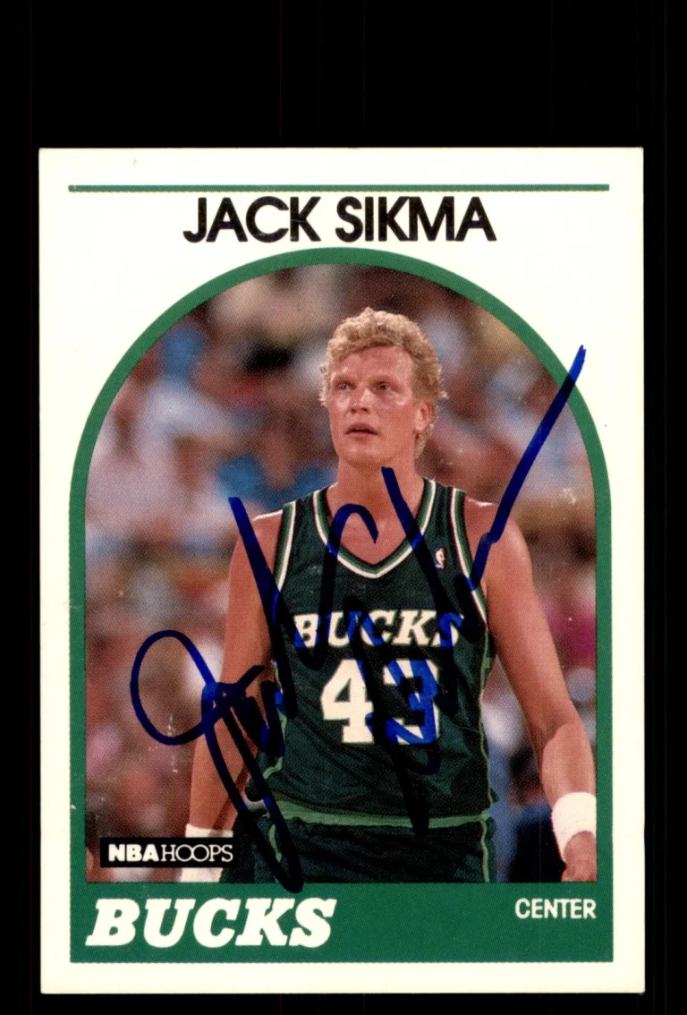 Signed Basketball Card Auto Jack Sikma 1989-90 Hoops #66 Milwaukee Bucks
