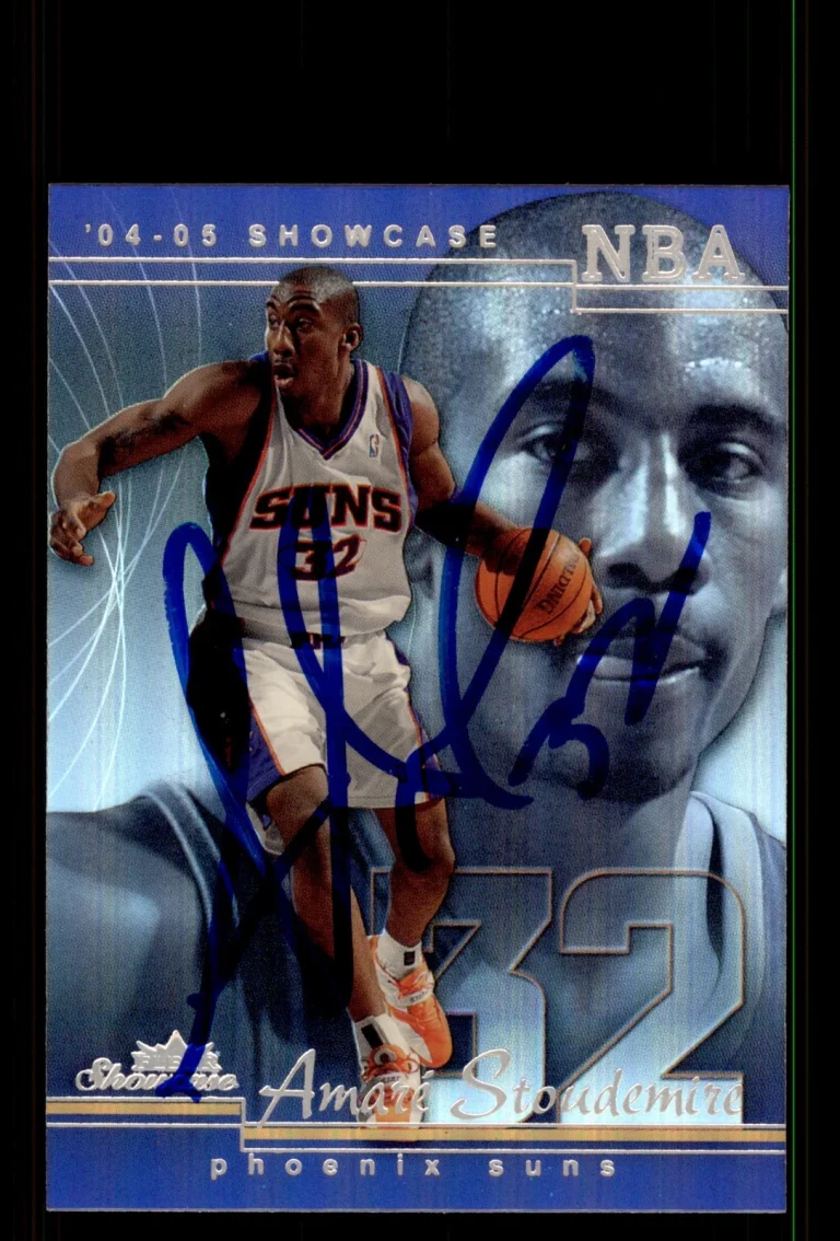 Signed Basketball Card Auto Amaré Stoudemire 2004-05 Fleer Showcase #27
