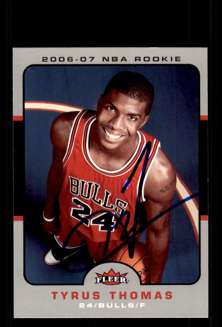 Signed Basketball Card Auto Tyrus Thomas 2006-07 Fleer #201 Chicago Bulls