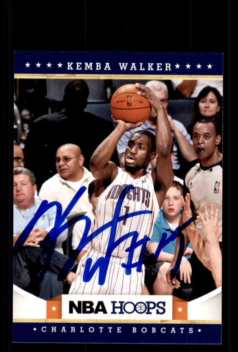 Signed Basketball Card Auto Kemba Walker 2012-13 Hoops #230 Charlotte Bobcats