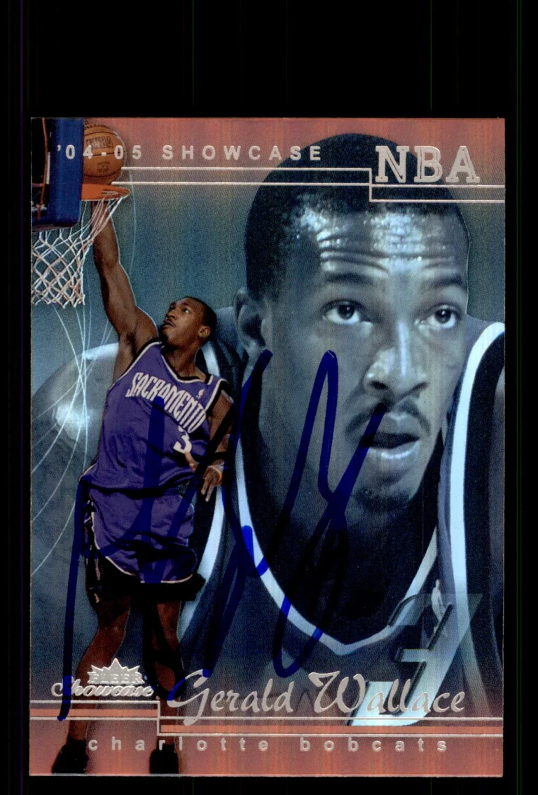 Signed Basketball Card Auto Gerald Wallace 2004-05 Fleer Showcase #28 Bobcats