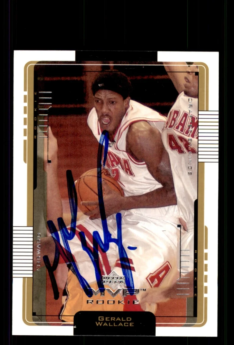Signed Basketball Card Auto Gerald Wallace 2001-02 Upper Deck MVP #201 Kings