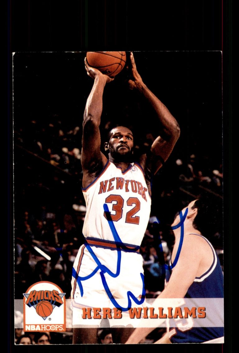 Signed Basketball Card Auto Herb Williams 1993-94 Hoops #379 New York Knicks