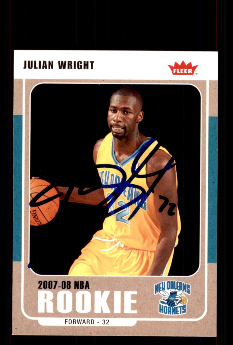 Signed Basketball Card Auto Julian Wright 2007-08 Fleer #232 New Orleans Hornets