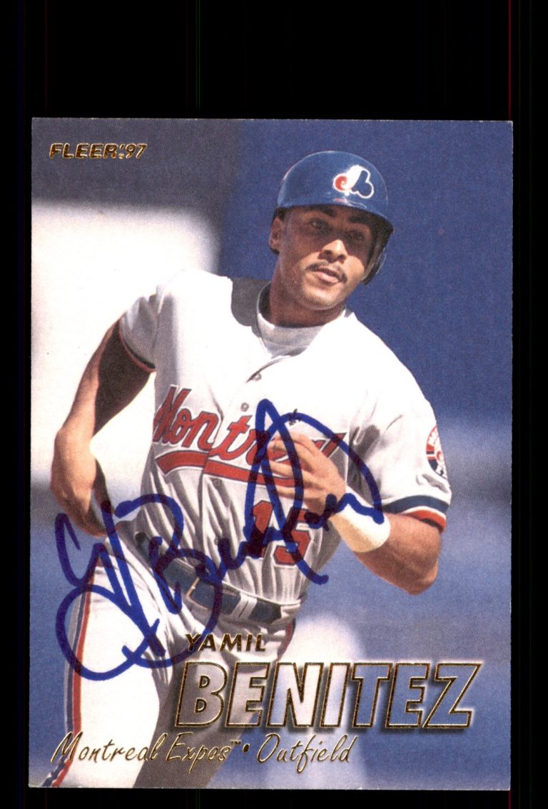 Signed Baseball Card Auto Yamil Benitez 1997 Fleer #376 Montreal Expos