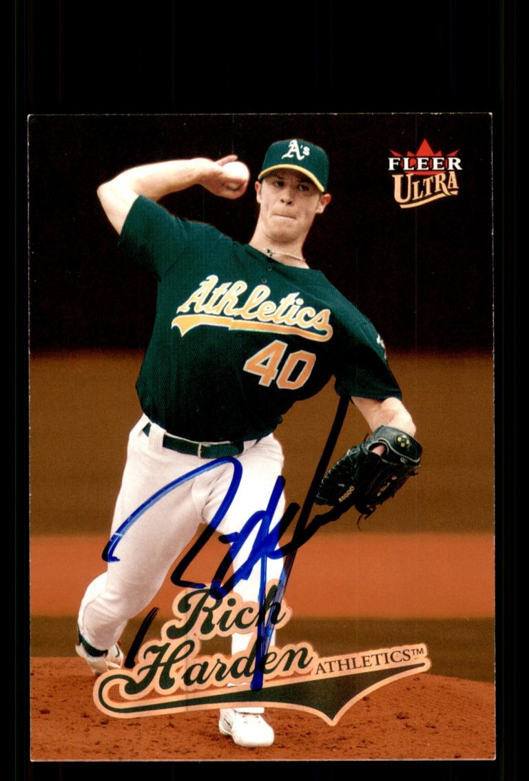 Signed Baseball Card Auto Rich Harden 2004 Ultra #207 Oakland Athletics
