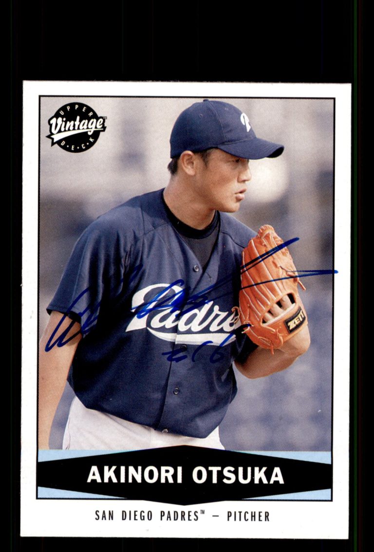 Signed Baseball Card Auto Akinori Otsuka 2004 Upper Deck Vintage #473 Padres