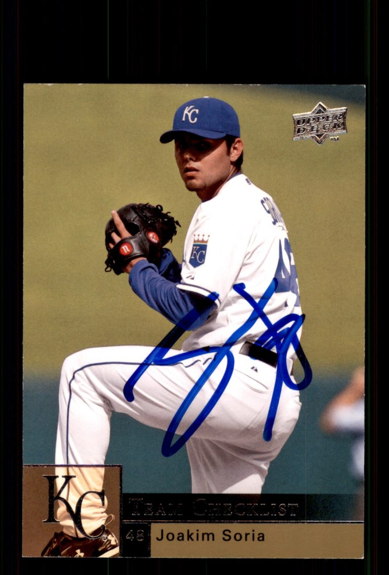 Signed Baseball Card Auto Joakim Soria 2009 Upper Deck #494 Kansas City Royals