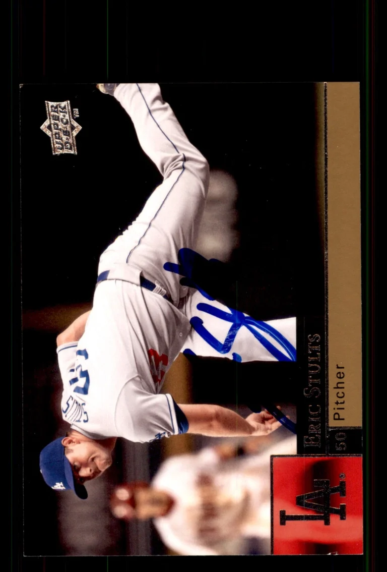 Signed Baseball Card Auto Eric Stults 2009 Upper Deck #707 Los Angeles Dodgers
