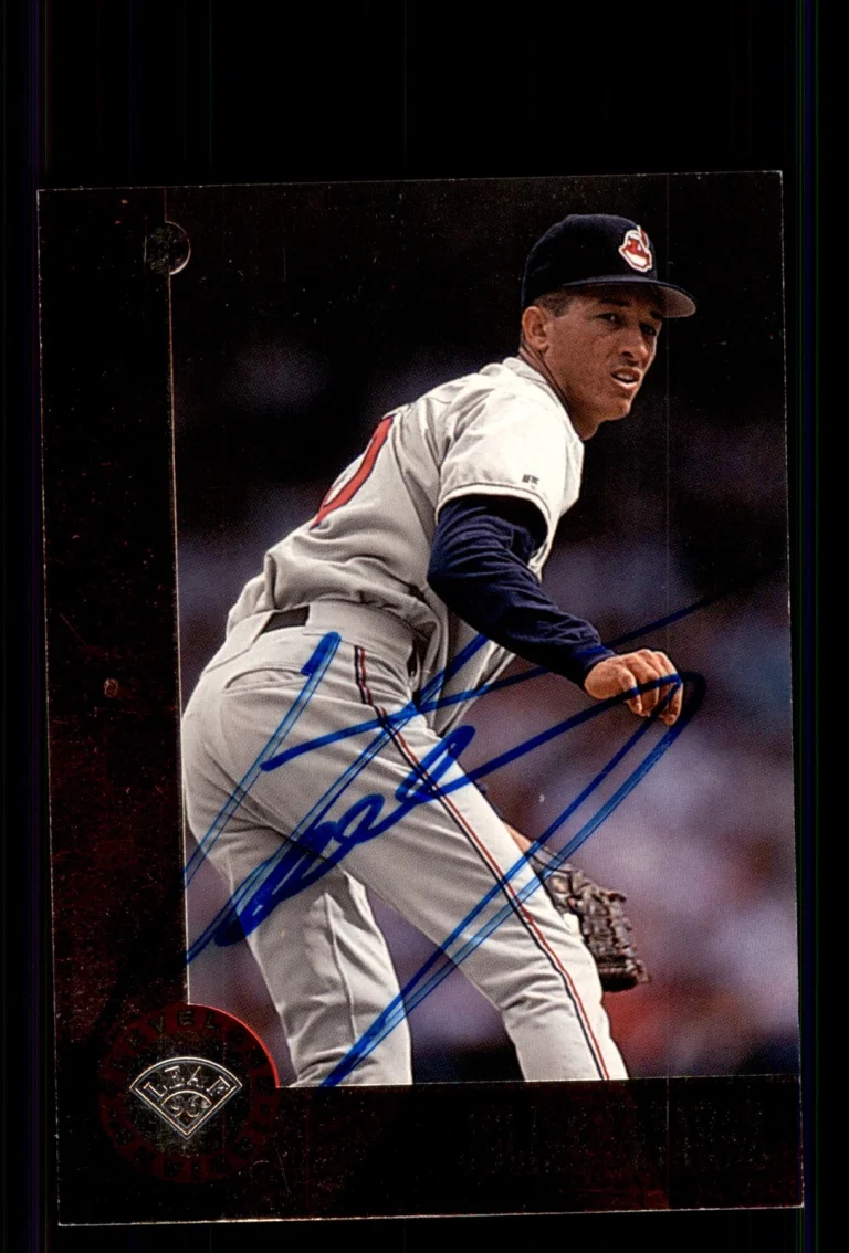 Signed Baseball Card Auto Julian Tavarez 1996 Leaf #75 Cleveland Indians
