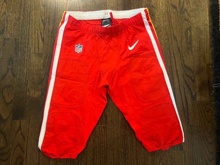 2021 GAME ISSUED KANSAS CITY CHIEFS FOOTBALL PANTS * NOT USED * RED SIZE 38