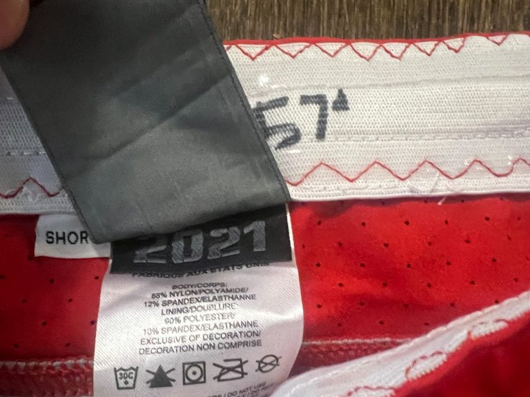 GAME USED ? ISSUED KANSAS CITY CHIEFS RED FOOTBALL PANTS 2021 Orlando Brown Jr.