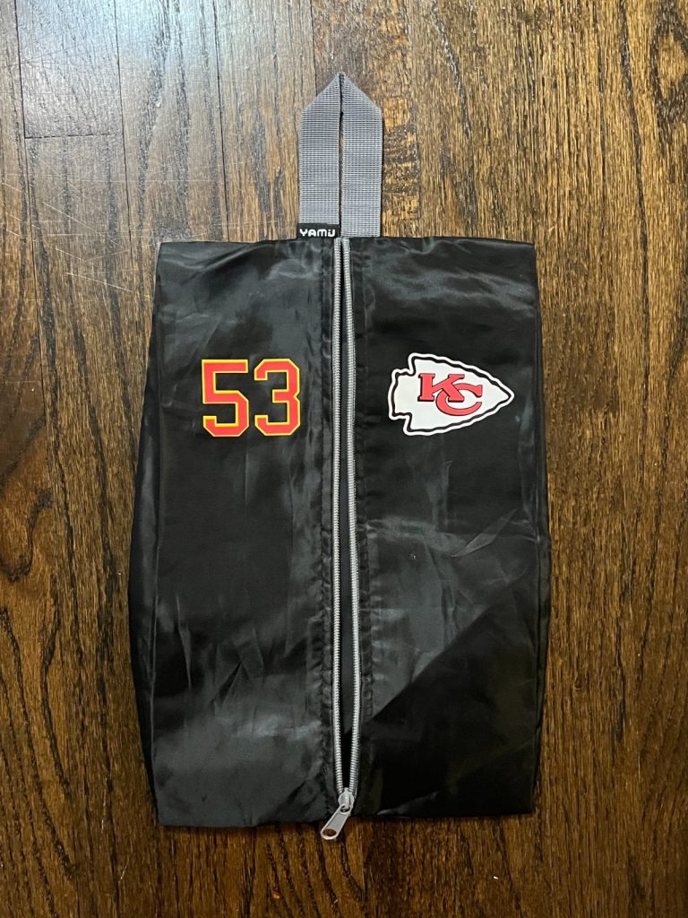 NFL FOOTBALL TEAM ISSUED KANSAS CITY CHIEFS TOILETRY BAG #53