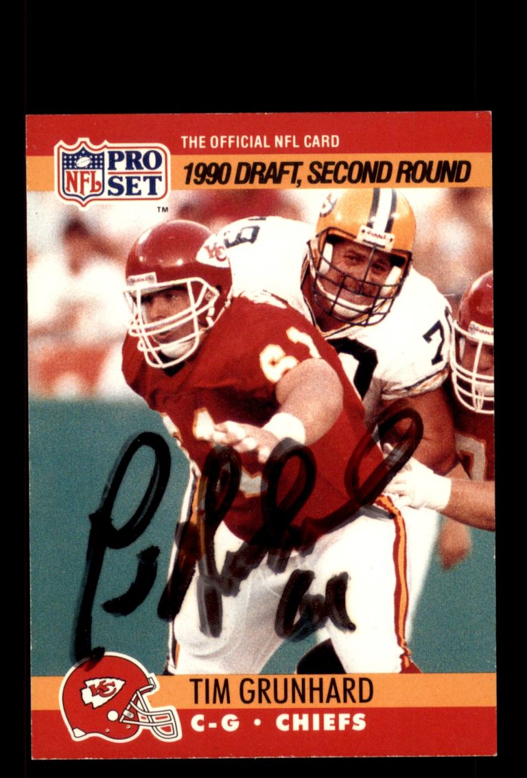 Signed Football Card Auto Tim Grunhard 1990 Pro Set #709 Kansas City Chiefs