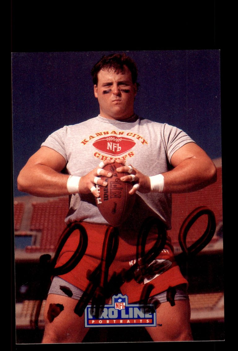 Signed Football Card Auto Tim Grunhard 1991 Pro Line Portraits #239 Chiefs