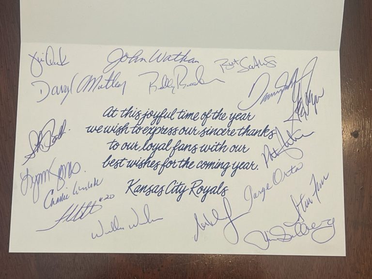 1985 TEAM SIGNED 17x BASEBALL WORLD SERIES KC ROYALS ISSUED HOLIDAY CARD SABES