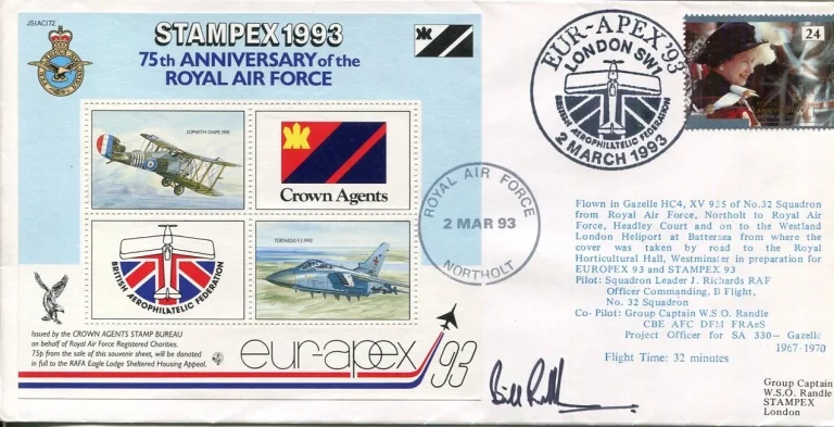 Group Captain W.S.O Randle DFM AFC RAF Bomber WWII War Signed Autograph