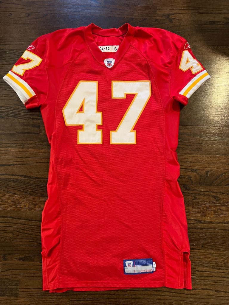 KANSAS CITY CHIEFS GAME USED ? ISSUED FOOTBALL JERSEY NO NAME PRO CUT RED #47