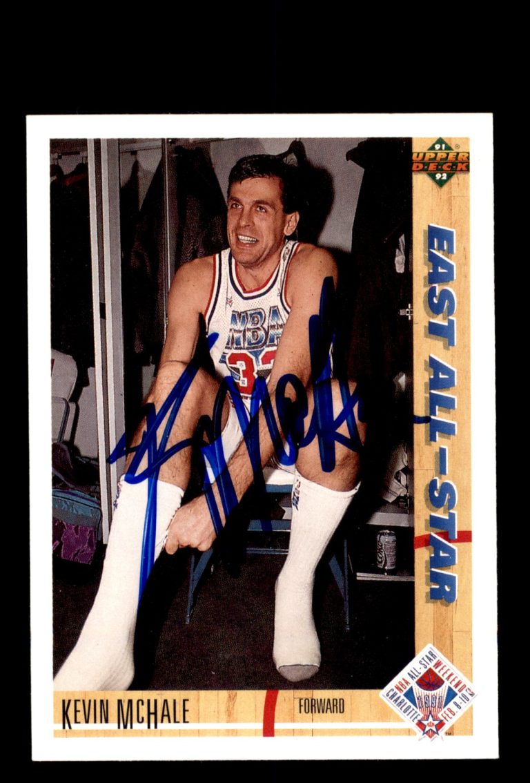 Signed Basketball Card Auto Kevin McHale 1991-92 Upper Deck #62 Boston Celtics