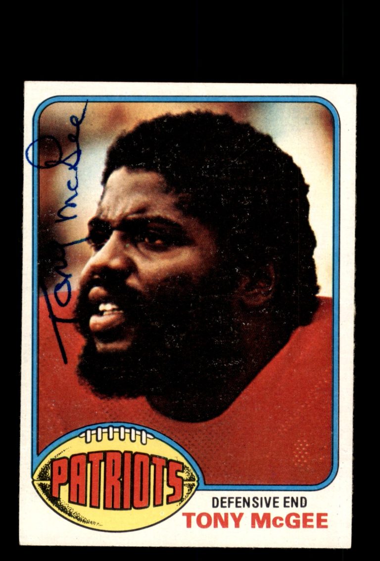 Signed Football Card Auto Tony McGee 1976 Topps #224 New England Patriots
