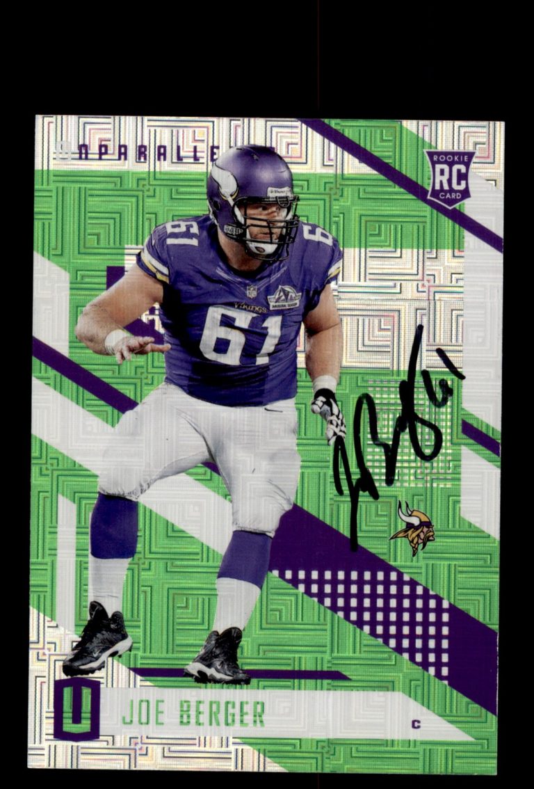 Signed Football Card Auto Joe Berger 2017 Panini Unparalleled #138 Vikings