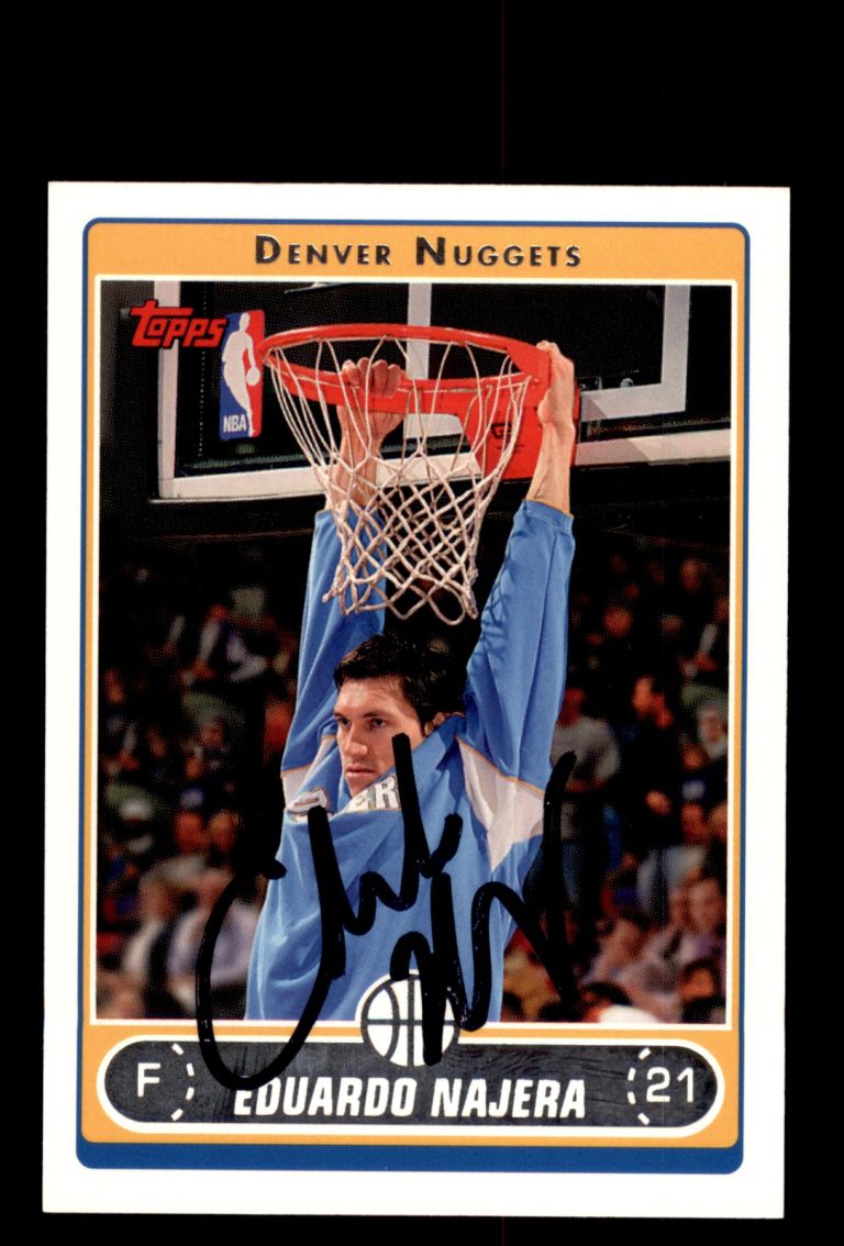 Signed Basketball Card Auto Eduardo Najera 2006-07 Topps #113 Denver Nuggets
