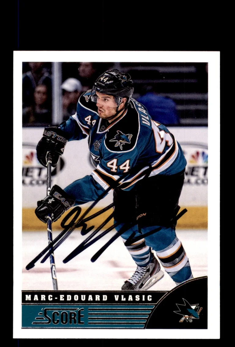 Signed Hockey Card Auto Marc-Edouard Vlasic 2013-14 Score #427 San Jose Sharks