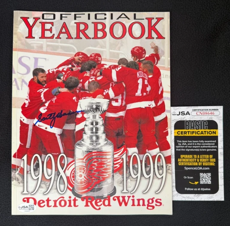 Scotty Bowman Signed Detroit Red Wings 1998/99 Yearbook JSA COA
