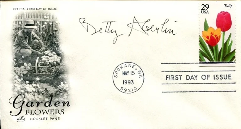 Betty Aberlin Mister Rogers' Neighborhood Lady Aberlin Signed Autograph FDC