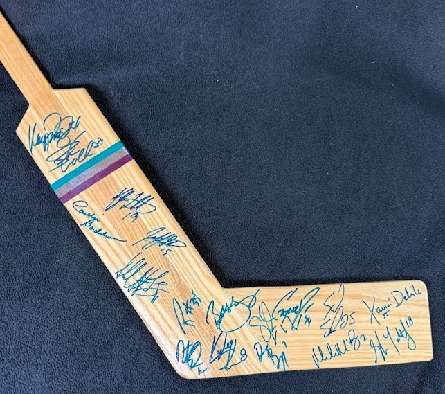 1999-00 Detroit Vipers Team Signed Mini Hockey Stick JSA COA Kyle Freadrich