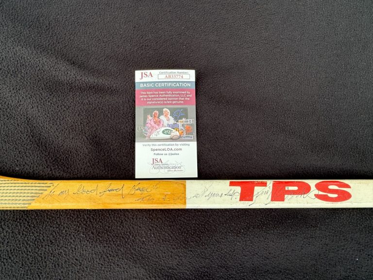 Tim Higgins Signed Detroit Red Wings Team Issued Hockey Stick JSA COA
