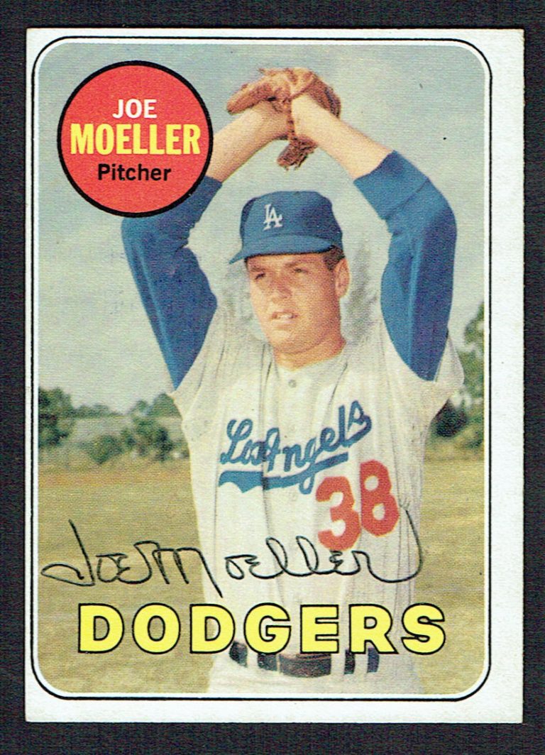 Joe Moeller #444 signed autograph auto 1969 Topps Baseball Trading Card