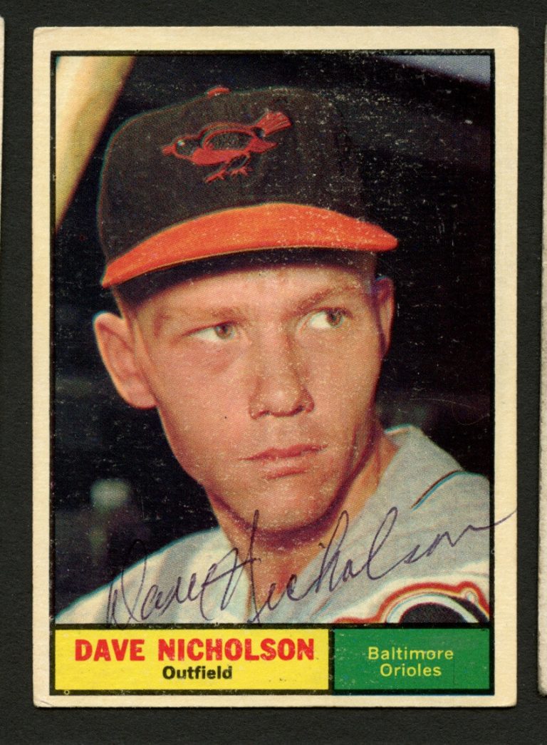 Dave Nicholson #182 signed autograph auto 1961 Topps Baseball Trading Card