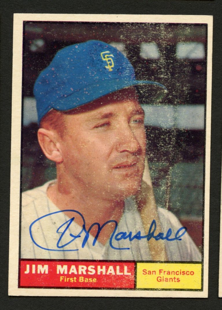 Jim Marshall #188 signed autograph auto 1961 Topps Baseball Trading Card