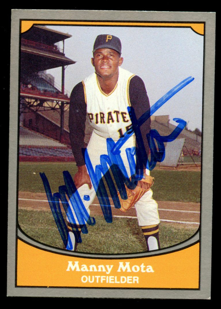 Manny Mota #41 signed autograph auto 1990 Pacific Legends Baseball Trading Card