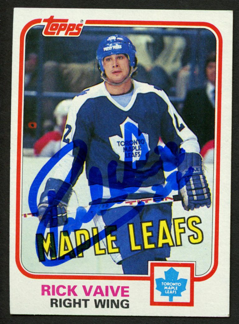 Rick Vaive #44 signed autograph auto 1981-82 Topps Hockey Trading Card