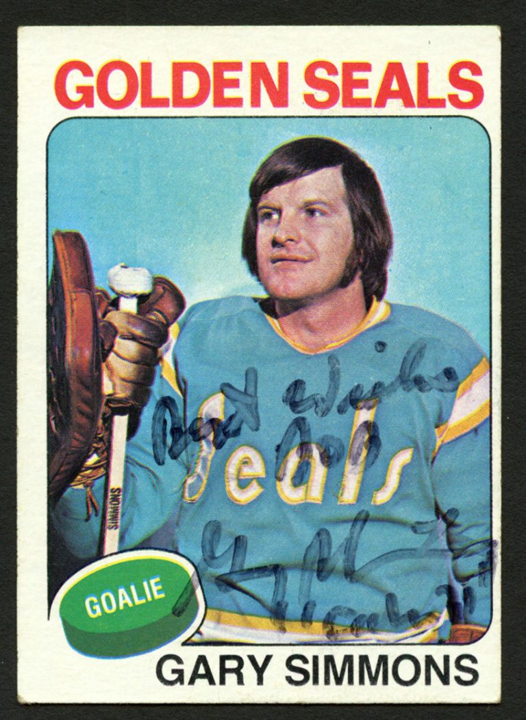 Gary Simmons #29 signed autograph auto 1975-76 Topps Hockey Trading Card