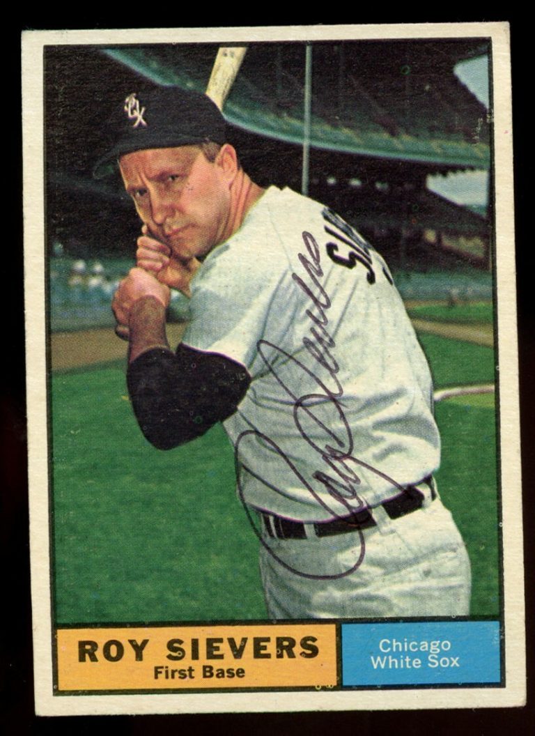 Roy Sievers #470 signed autograph auto 1961 Topps Baseball Trading Card
