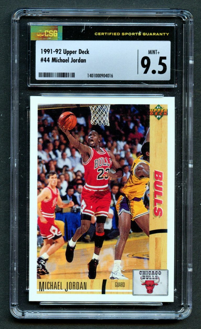 Michael Jordan #44 Upper Deck 1991-92 Chicago Bulls Basketball Card CSG 9.5