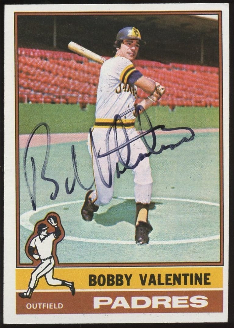 Bobby Valentine #366 signed autograph auto 1976 Topps Baseball Trading Card