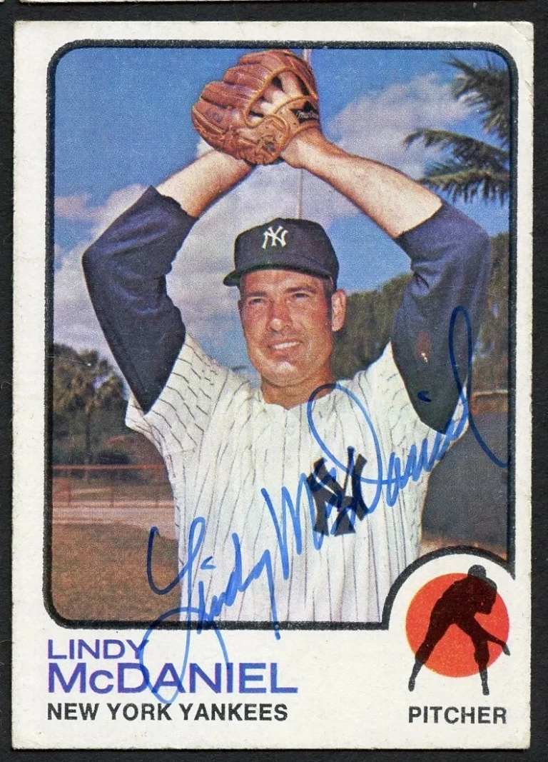 Lindy McDaniel #46 signed autograph auto 1973 Topps Baseball Trading Card