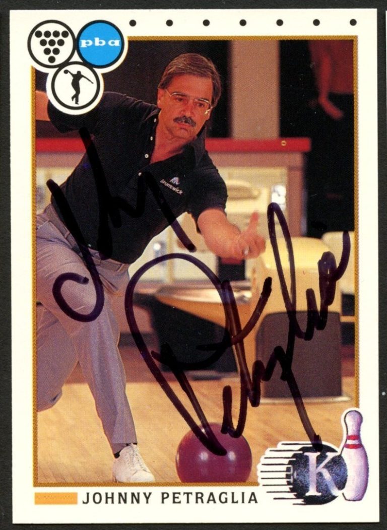 Johnny Petraglia #89 signed autograph 1990 Kingpins PBA Bowling Trading Card