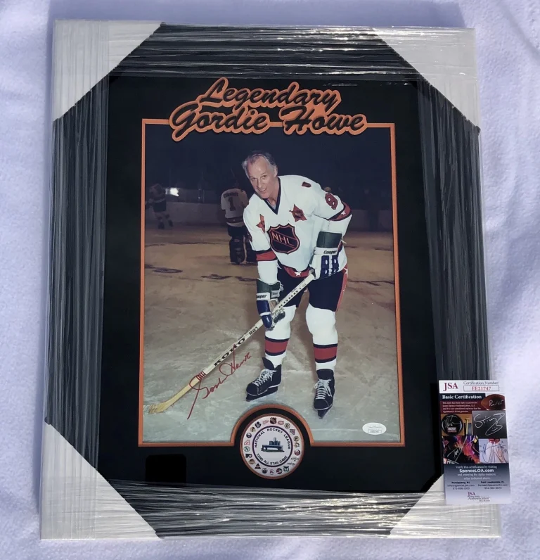 Gordie Howe Signed Framed Matted JLA 1980 All Star Game 11x14 Photo JSA COA