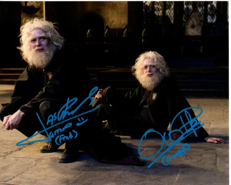 OLIVER & JAMES PHELPS signed 8x10 HARRY POTTER GEORGE & FRED photo