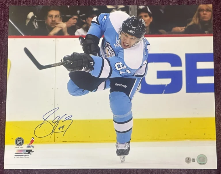 SIDNEY CROSBY Signed Pittsburgh PENGUINS 16x20 PHOTO Beckett Authenticated (BAS)