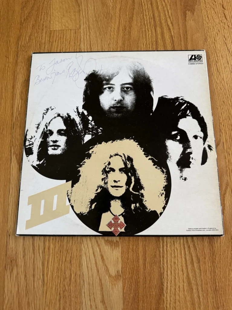 Fantastic Led Zeppelin 3 Album Signed By Robert Plant Beckett LOA Vintage Sig!