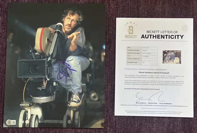 STEVEN SPIELBERG Signed 11x14 PHOTO with Beckett (BAS) LOA AUTO 10