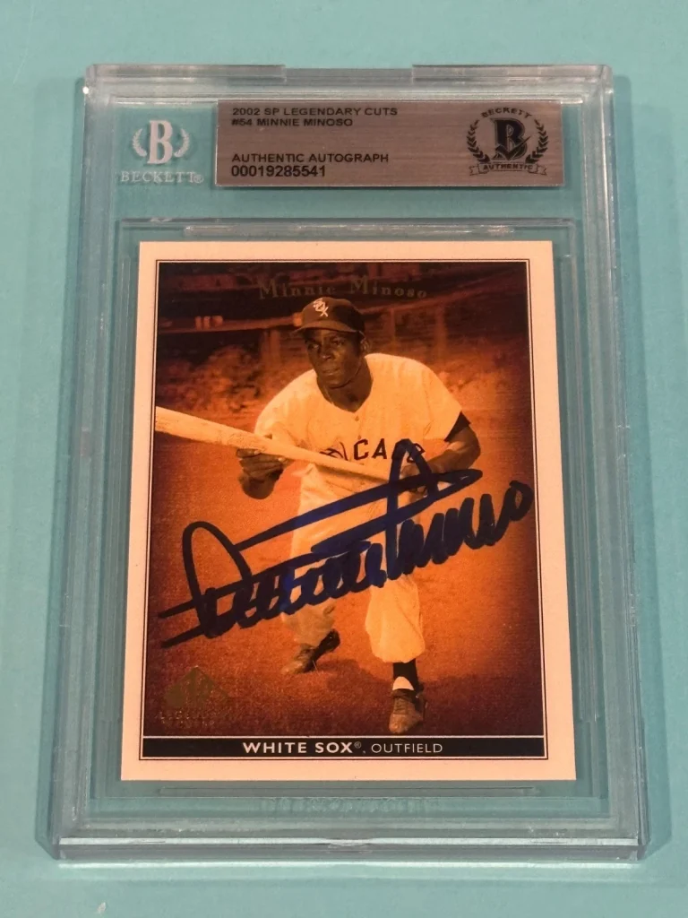 MINNIE MINOSO Signed 2002 SP LEGENDARY CUTS Card #54 Beckett (BAS)