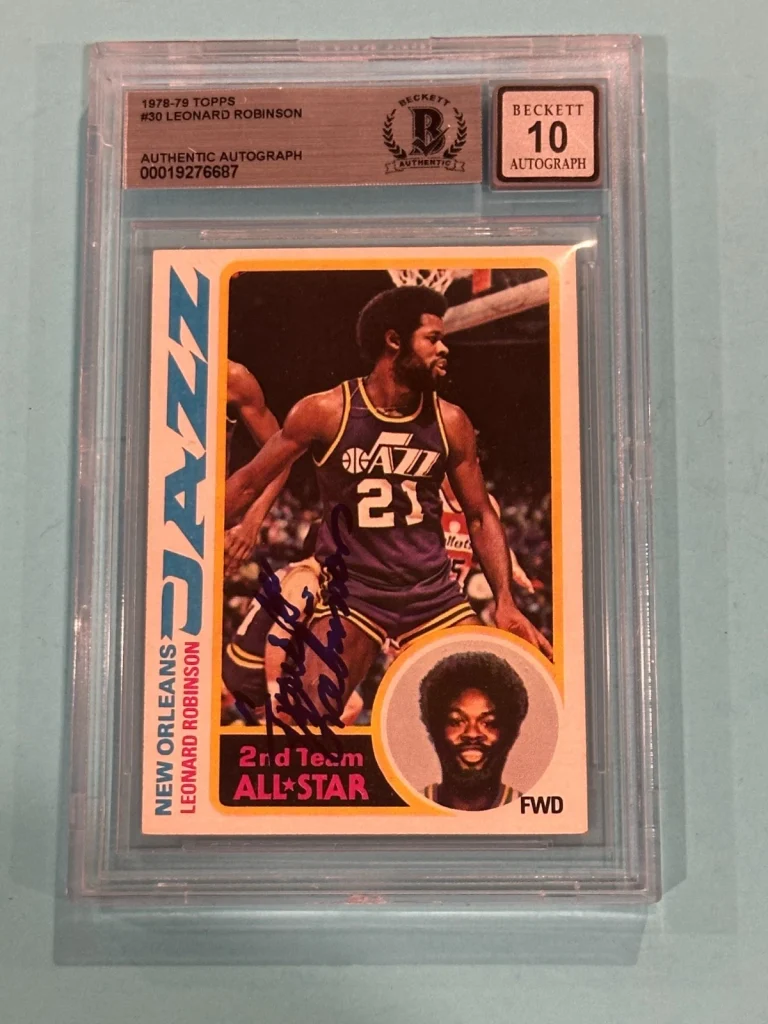 LEONARD TRUCK ROBINSON Signed 1978-79 TOPPS Card #30 Beckett (BAS) AUTO 10